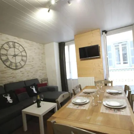 Le Cerf Blanc*** - T4 Au Pied Des Thermes - 3 Chb Et 2 Sde Apartment Cauterets