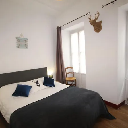 Apartamento Le Cerf Blanc*** - T4 Au Pied Des Thermes - 3 Chb Et 2 Sde *