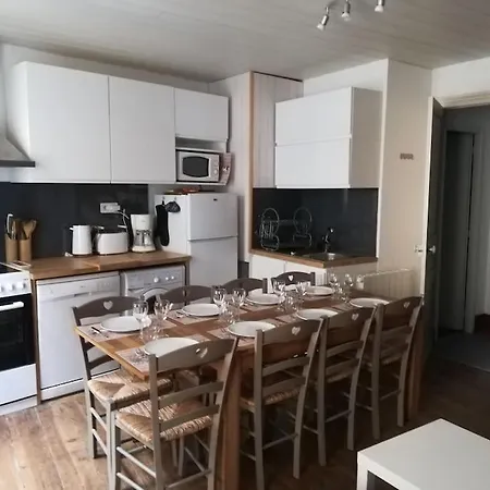 Apartment Le Cerf Blanc*** - T4 Au Pied Des Thermes - 3 Chb Et 2 Sde